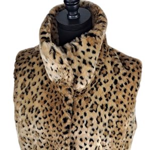 Kristen Blake Women's Leopard Print Faux Fur Sleeveless Vest Size M